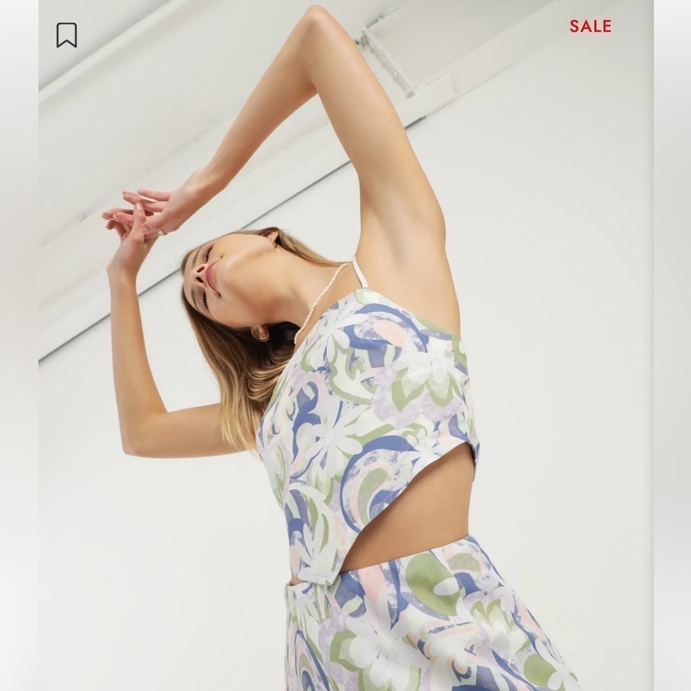 LULU AND ROSE Inez Scarf Crop Top - Picture 3 of 10